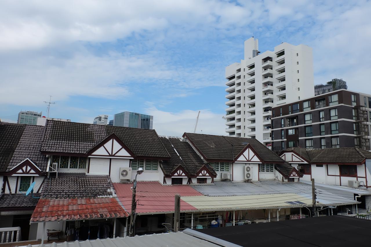 Baan Paan Sook Unitato Vandrarhem Bangkok Exteriör bild